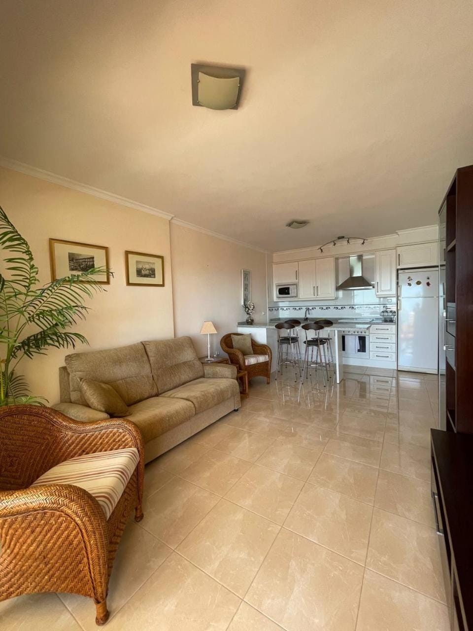Playa de Oro con Parking Apartment in Calp