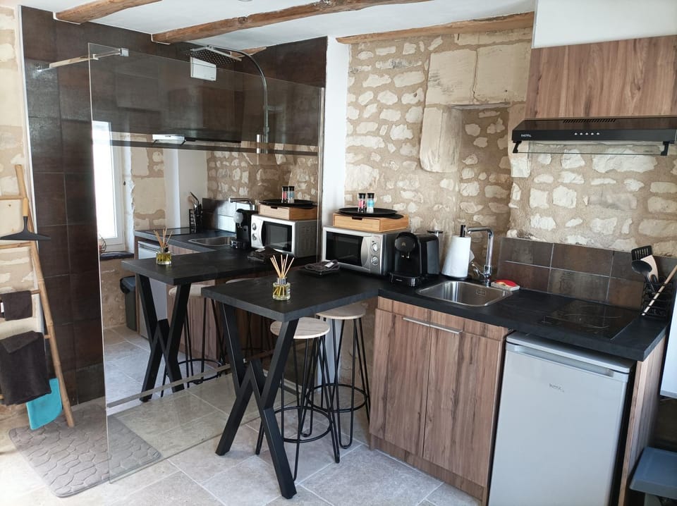 L'instant Civray House in Centre-Val de Loire