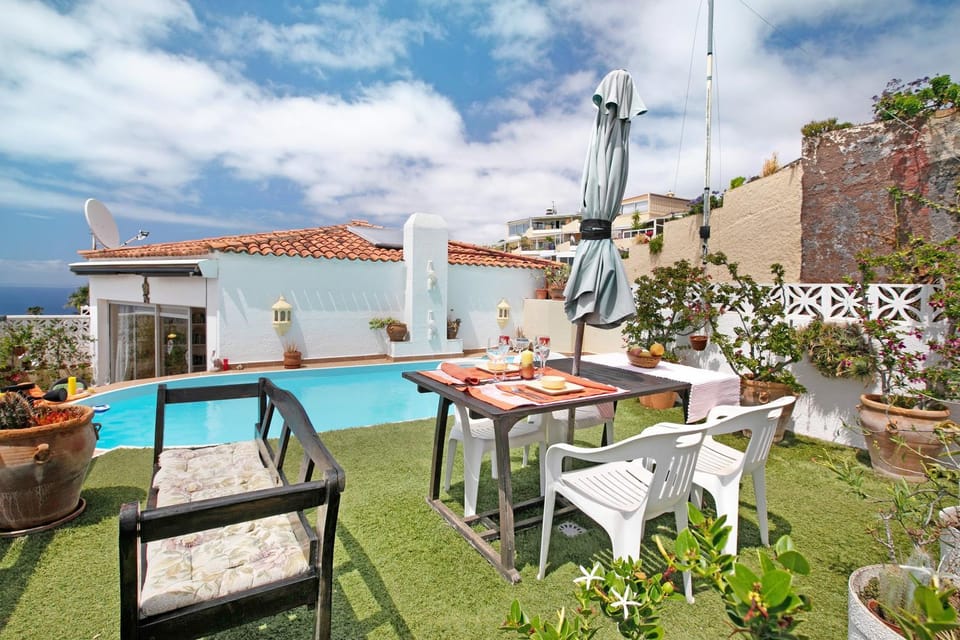 Property building, Living room, Swimming pool