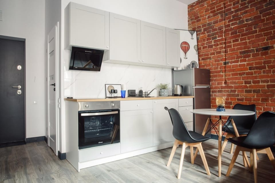 Kitchen or kitchenette, Dining area, pet friendly