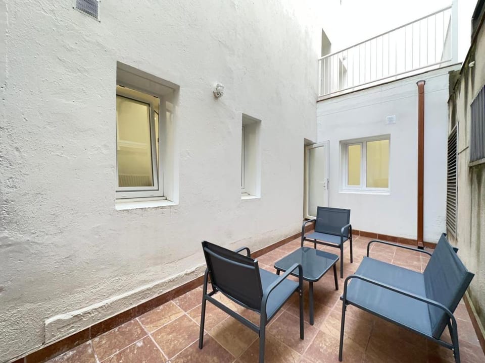 Patio, Balcony/Terrace