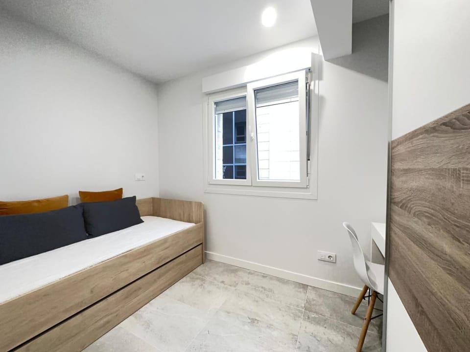Bed, Living room, Photo of the whole room, Seating area, Bedroom