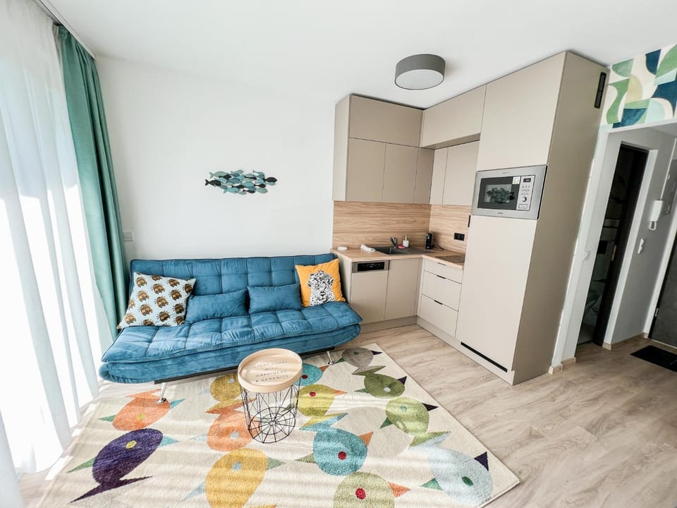 Kitchen or kitchenette, Living room, stove