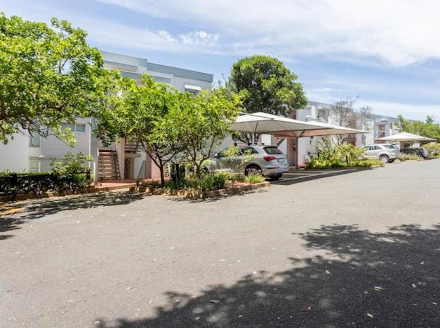 Property building, Parking