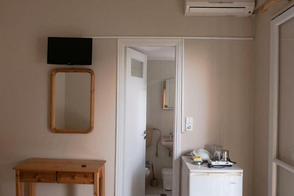 CHRISTINAS STUDIOS NIKIANA Bed and Breakfast in Lefkada, Lefkada Municipality, Greece