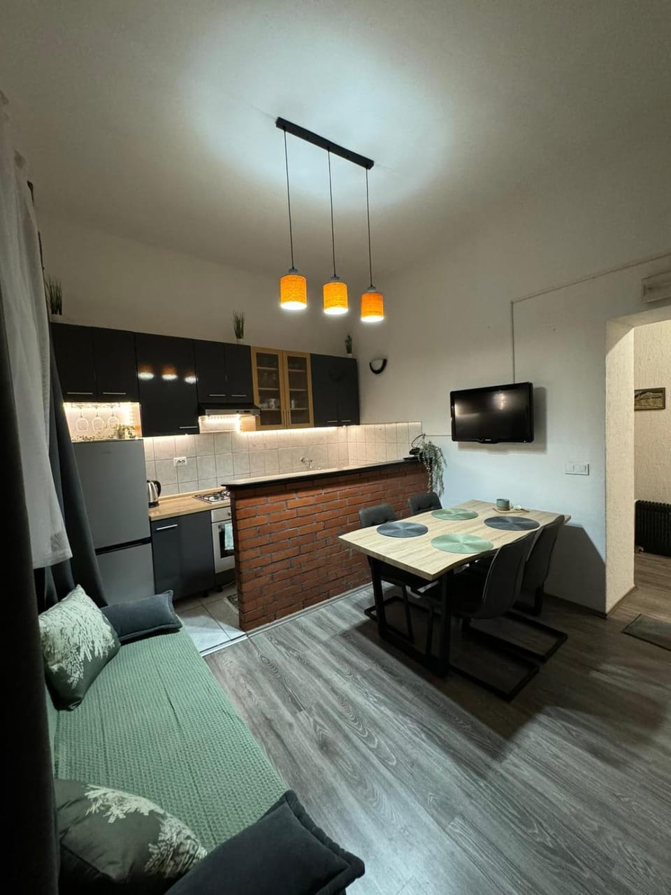 Kitchen or kitchenette, Living room