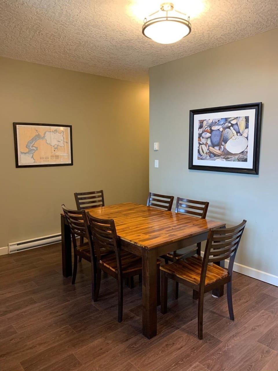 Race Rocks Townhouse - Pet Friendly Sooke Rental House in Vancouver Island