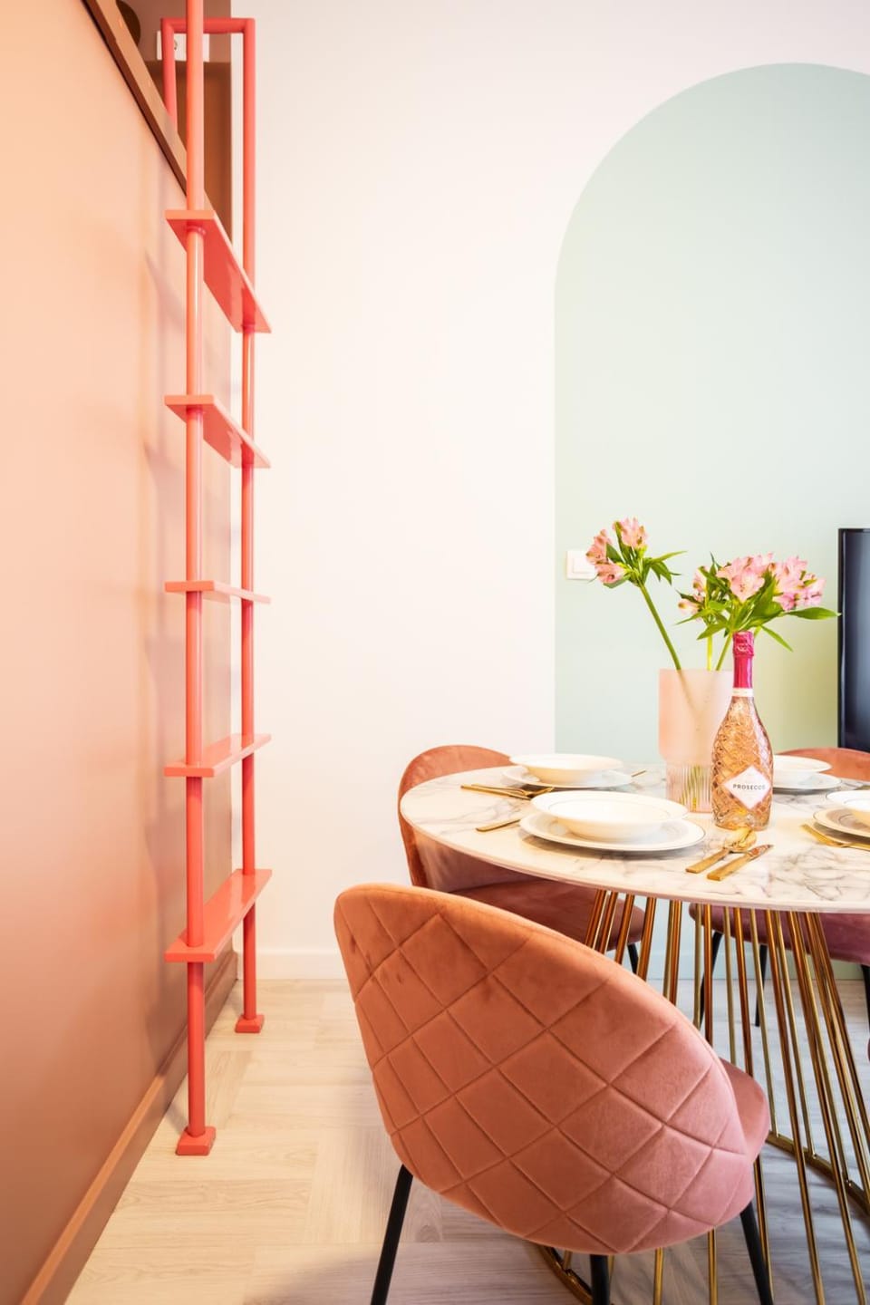 Elegant Studio Old Town Parking by #Hoomvi Apartment in Wroclaw