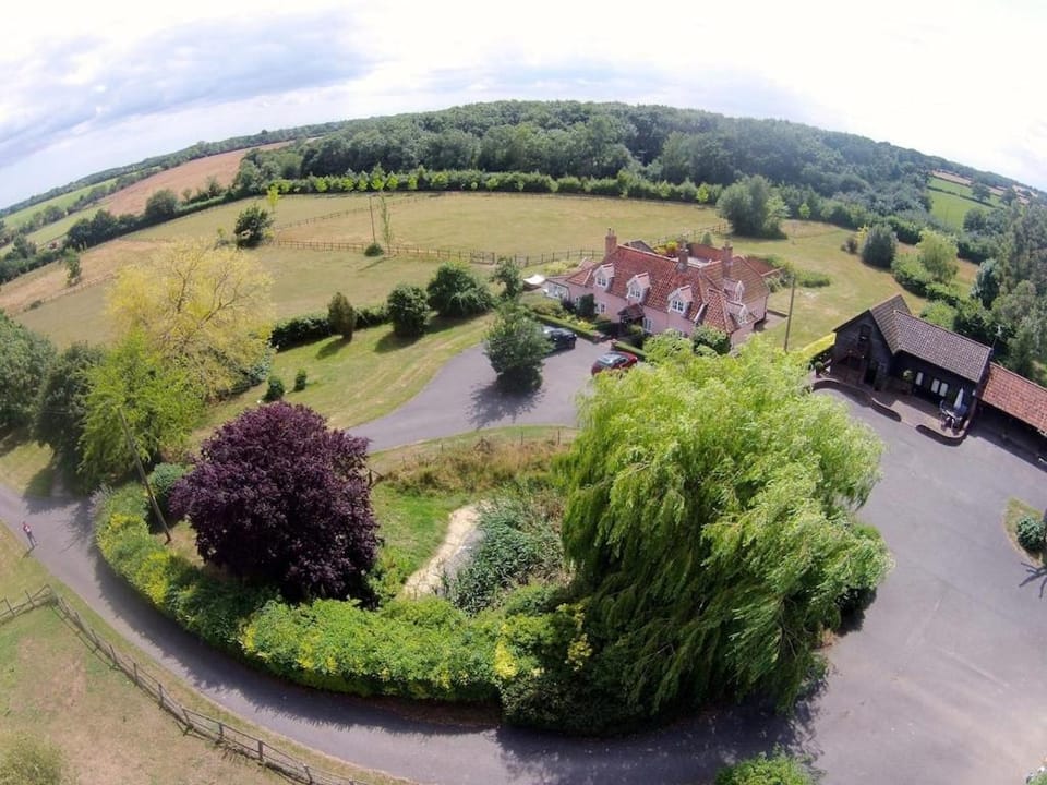 Paddock Barn ~ Short & Long term stay, pets welcome ~ Woodbridge, Framlingham ar Apartment in Babergh District