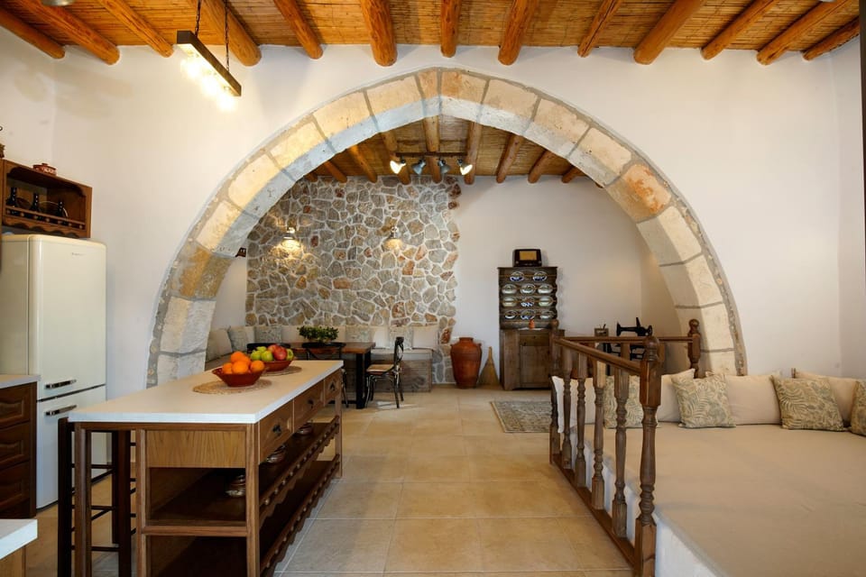 Kitchen or kitchenette, Living room, Photo of the whole room, Seating area, Dining area
