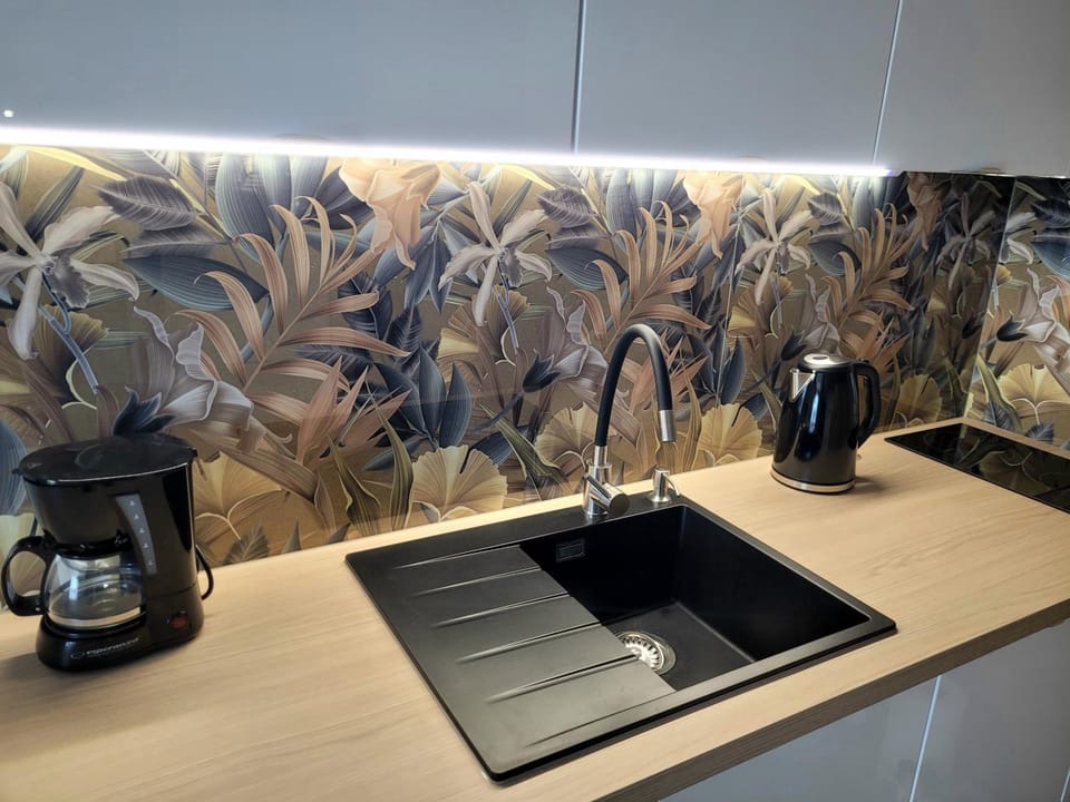 Coffee/tea facilities, Kitchen or kitchenette