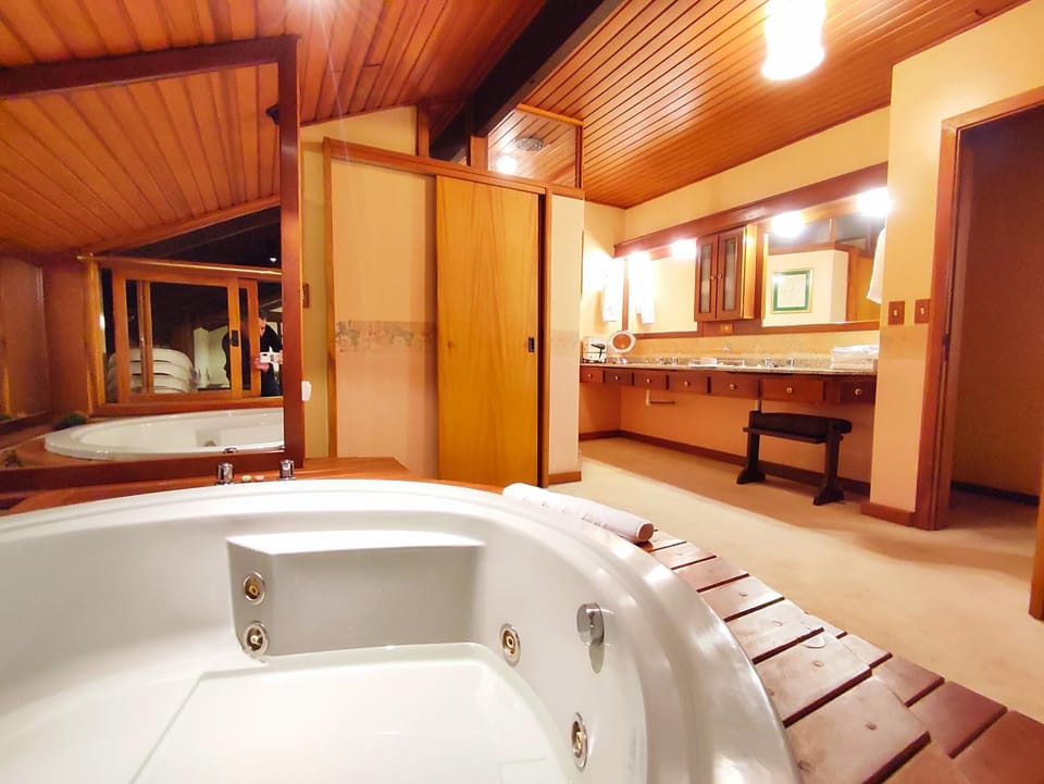 Hot Tub, Bathroom, Bath