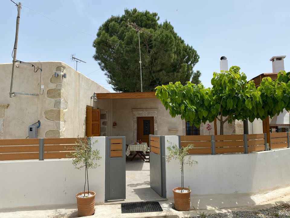 Avli House Vori House in Crete