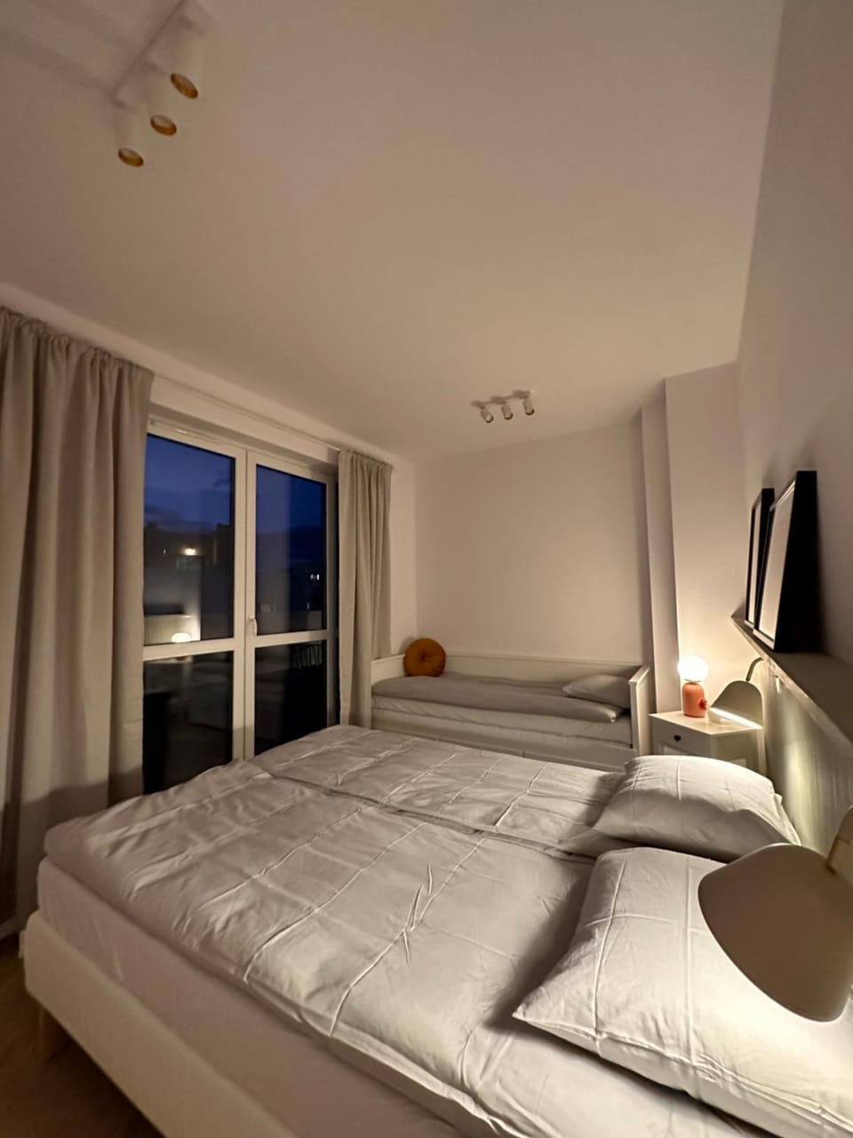 Apartament na Letniej z dużym tarasem z widokiem na góry Apartment in Lower Silesian Voivodeship