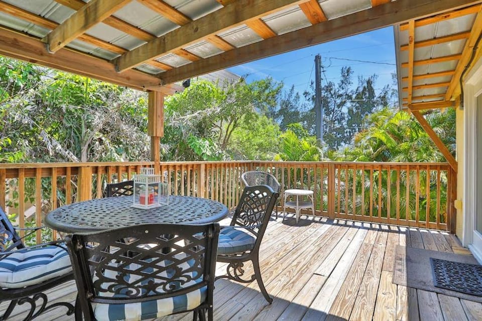 Casa Del Sol A Apartment in Bradenton Beach