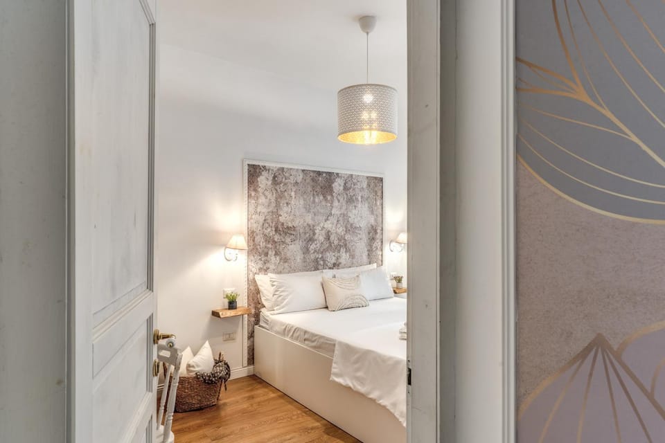 Annamaria Rooms Bed and Breakfast in Naples