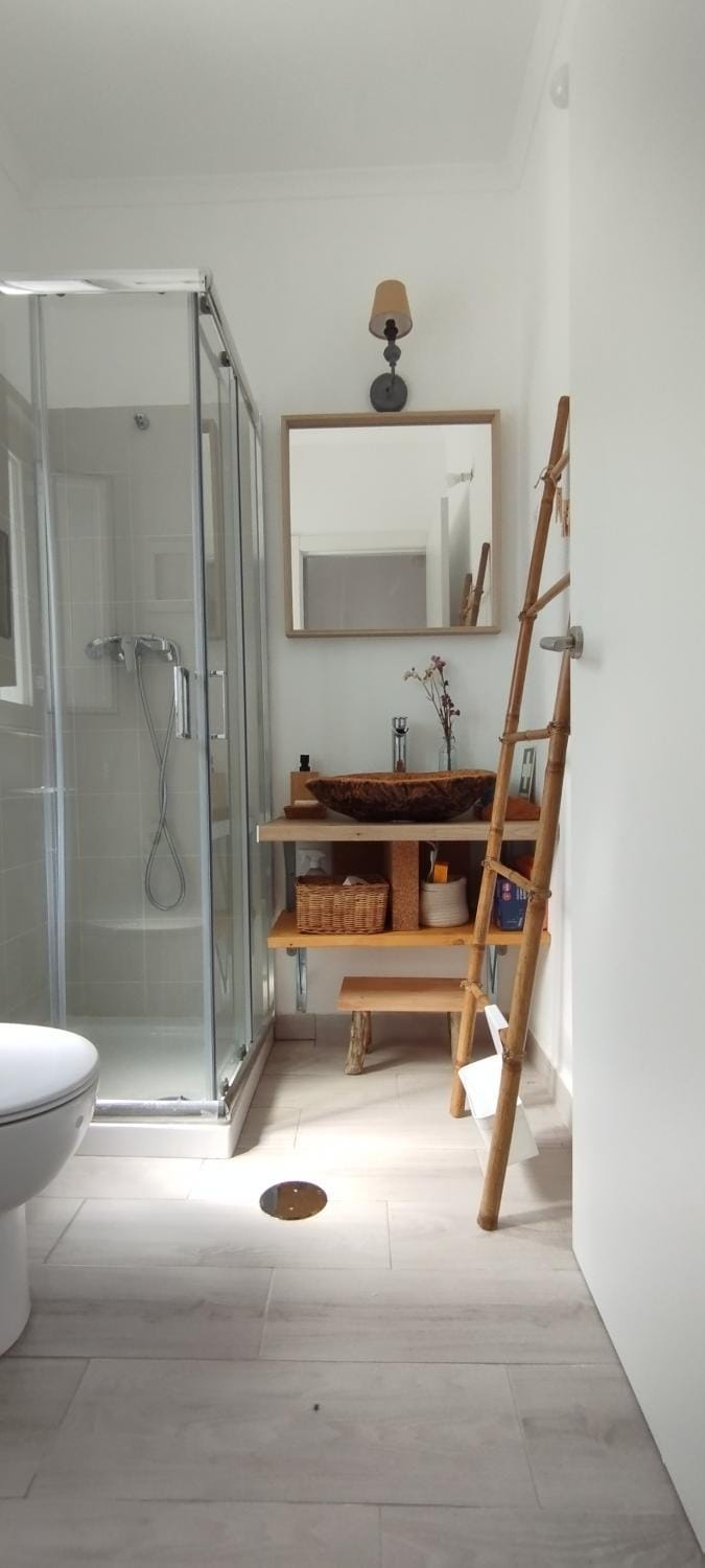 Shower, Toilet, Bathroom