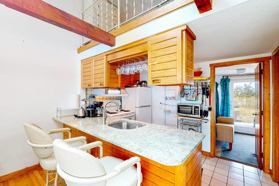 Riviera Sunset House in Chatham