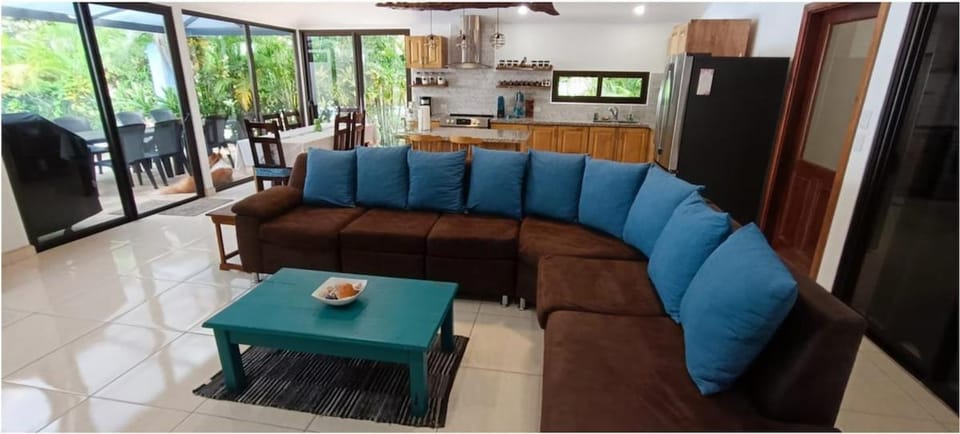 Golf Beach House w/ Pool (5 min. walk to beach!) Villa in Cobano