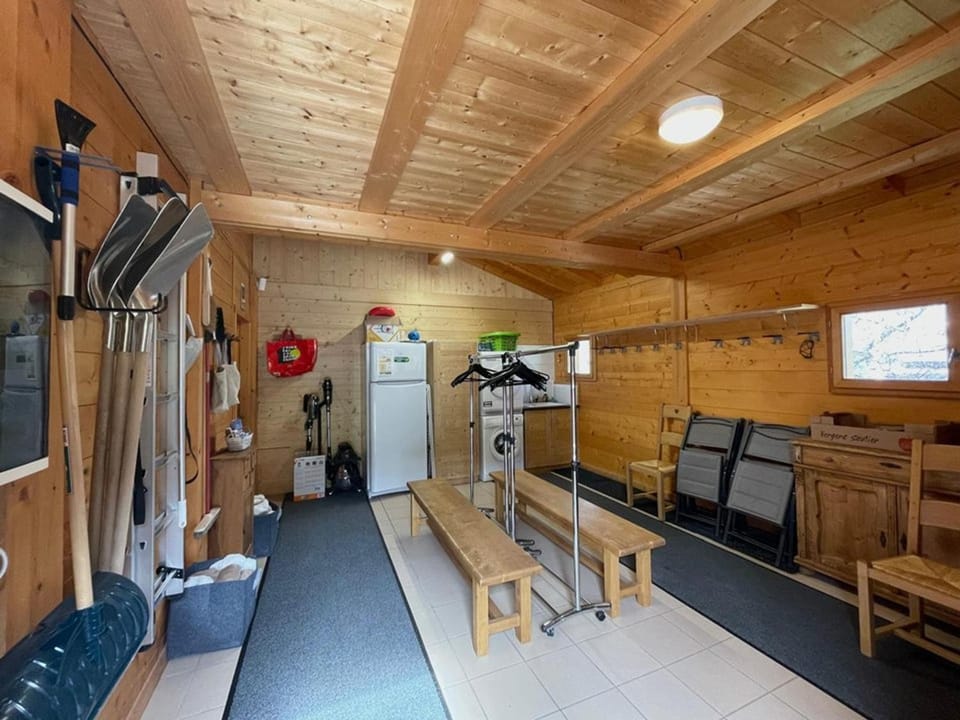 Confortable chalet 12 personnes avec WiFi et parking, près des pistes - FR-1-733-25 Chalet in Haute-Savoie