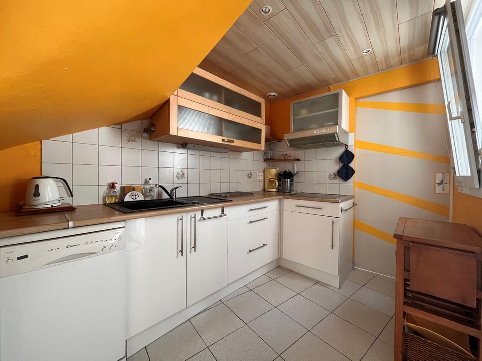 Maison avec cour, à 25m de la plage, proche centre et commerces House in Les Sables-d'Olonne