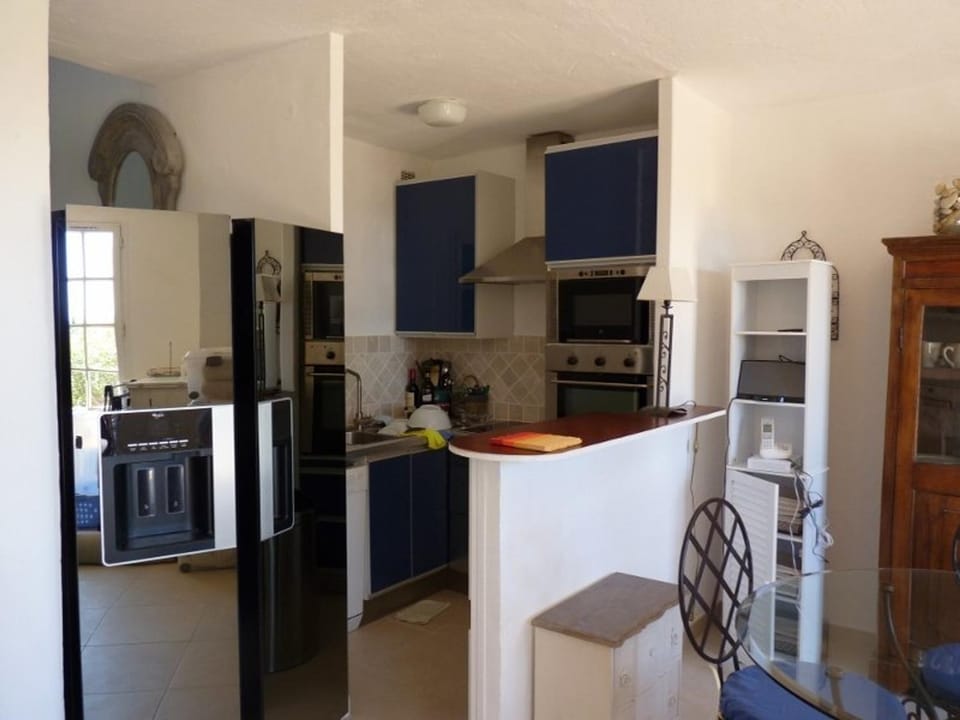 Mas 3 chambres avec piscine, clim, Wi-Fi et tennis - FR-1-726-29 House in La Croix-Valmer