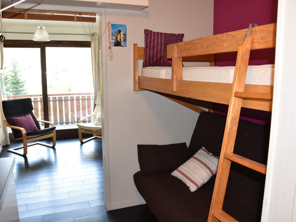 Studio plein sud 4 pers, proche centre, terrasse - FR-1-464-216 Apartment in Pralognan-la-Vanoise
