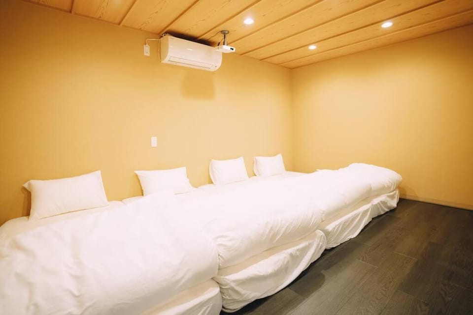 TasoneUrbanStayOsaka 鶴橋勝山1 House in Osaka