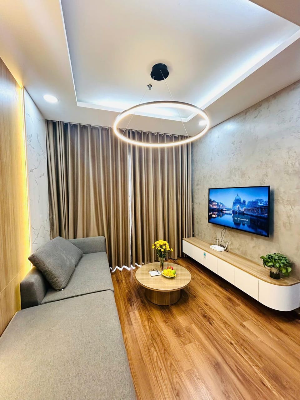 Moon Room Green Pearl Bac Ninh Apartment in Laos