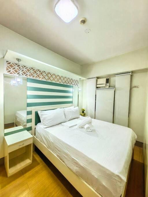 Lovely Modern 2BR Condo in Aurora Gardens San Juan City Apartment in Quezon City