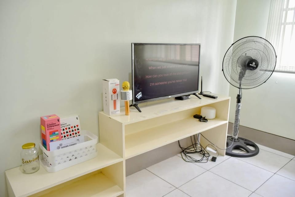 Lovely Modern 2BR Condo in Aurora Gardens San Juan City Apartment in Quezon City