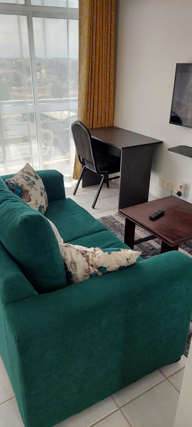 Cosy Studio with Workspace Apartment in Nairobi
