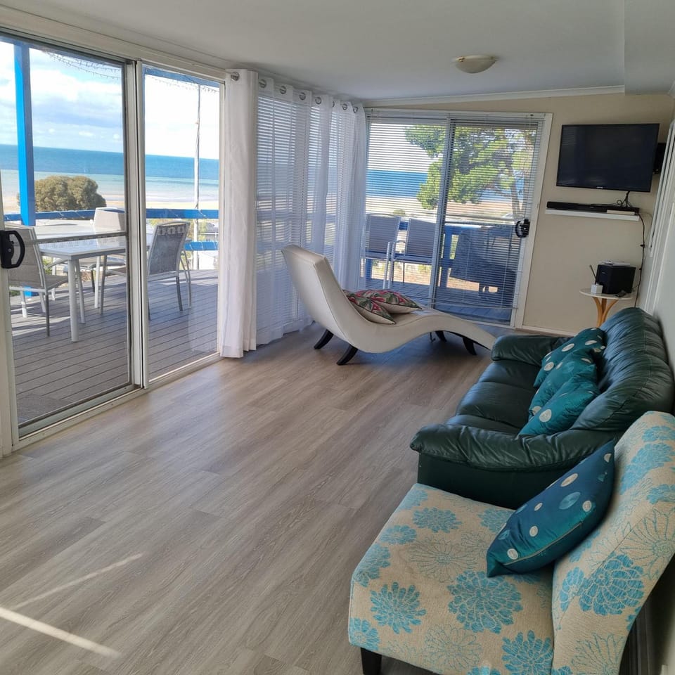 Seating area, Sea view