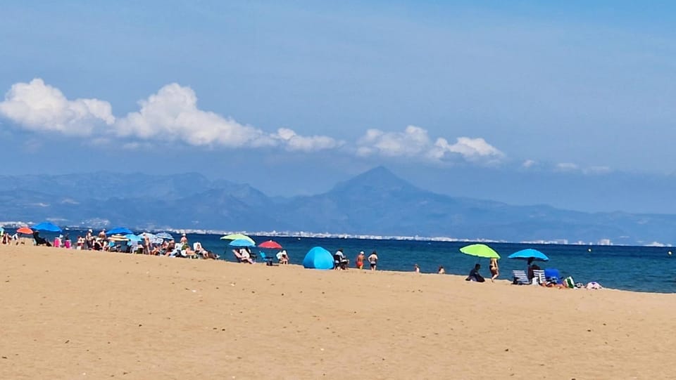 Restaurant/places to eat, Other, Beach