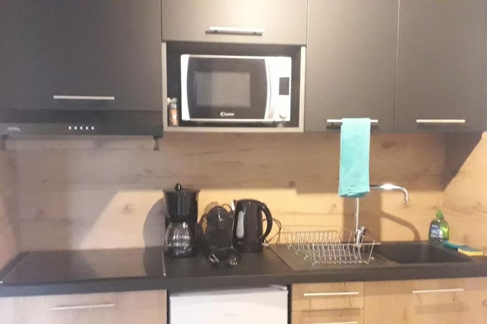 Très joli appartement T3 fraîchement rénové, dans résidence hôtellière Apartment in Porto-Vecchio