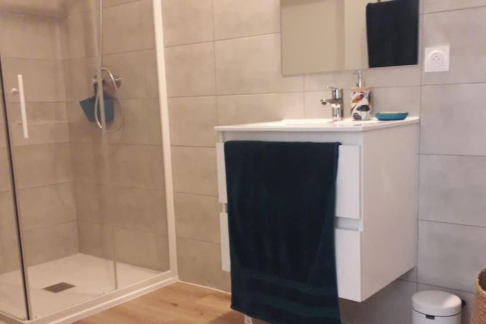 Très joli appartement T3 fraîchement rénové, dans résidence hôtellière Apartment in Porto-Vecchio