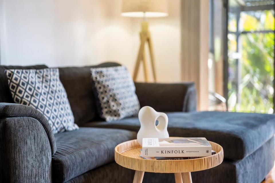 Ma Te Kokorou - pet-friendly Huskisson pool escape House in Huskisson