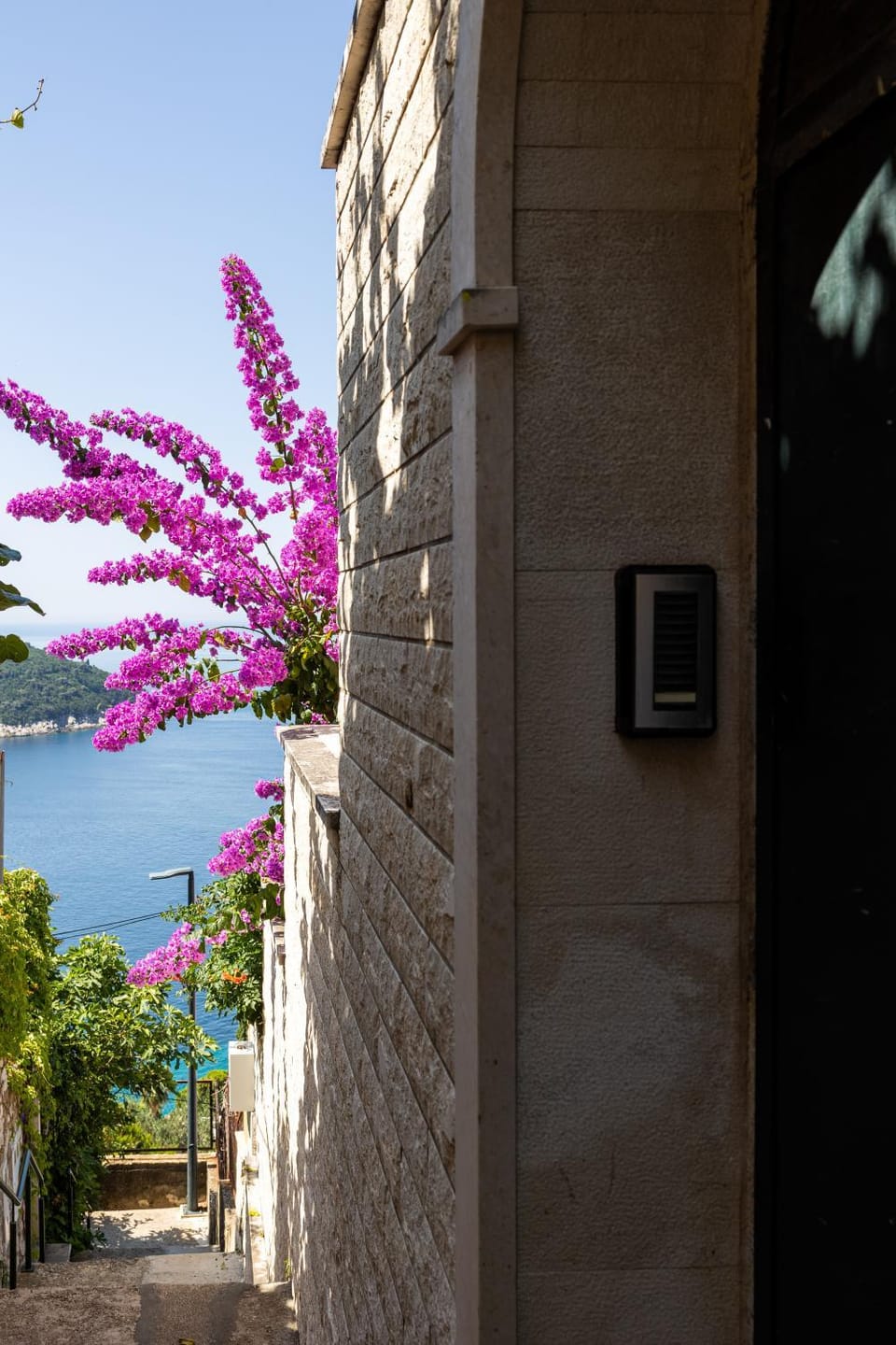 Property building, Day, Natural landscape, Sea view