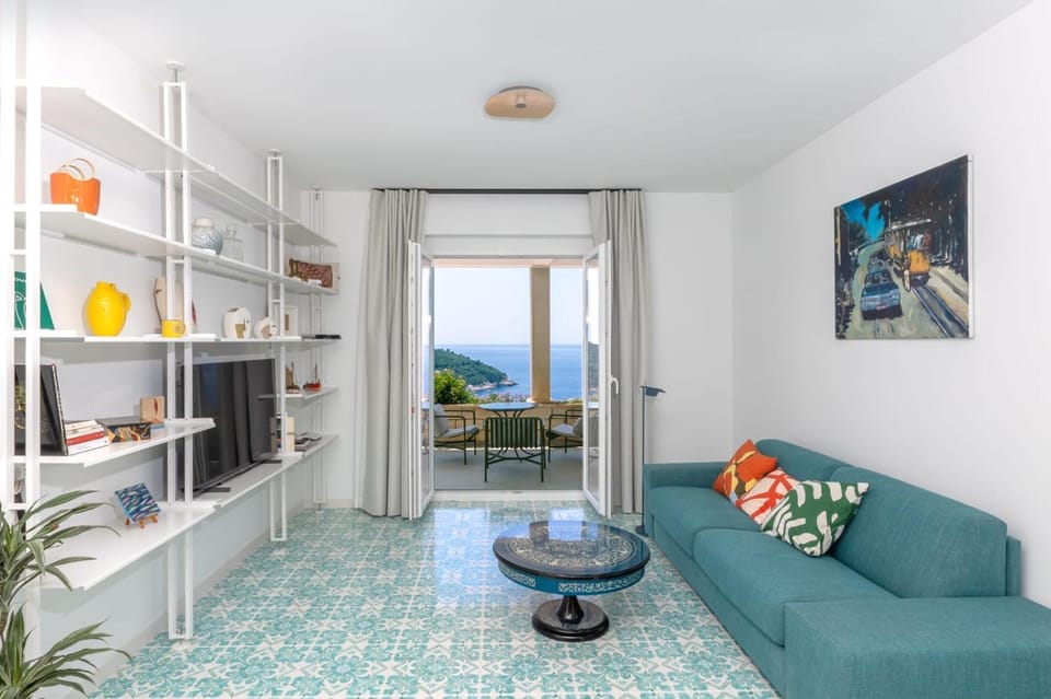 Natural landscape, Summer, TV and multimedia, Balcony/Terrace, Living room, Seating area, Sea view, Sea view, internet, internet, air conditioner, air conditioner