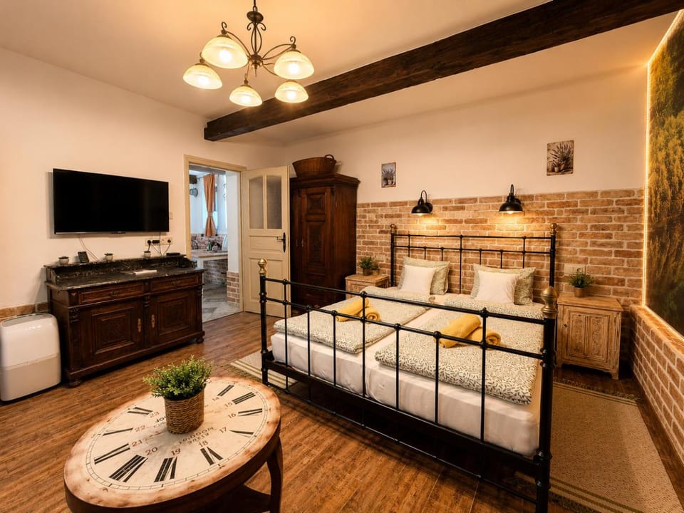 Kúria Apartman Budapest with free parking Apartment in Budapest