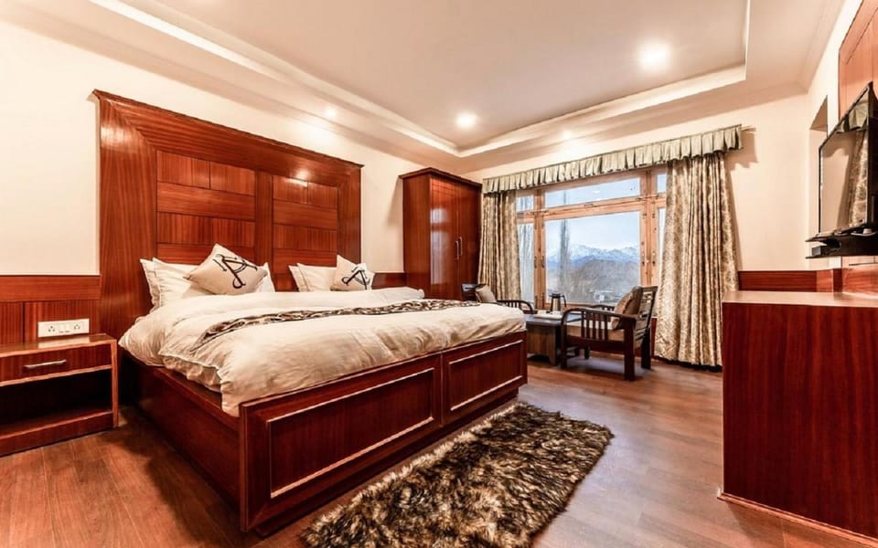 TV and multimedia, View (from property/room), Photo of the whole room, Bedroom, wardrobe