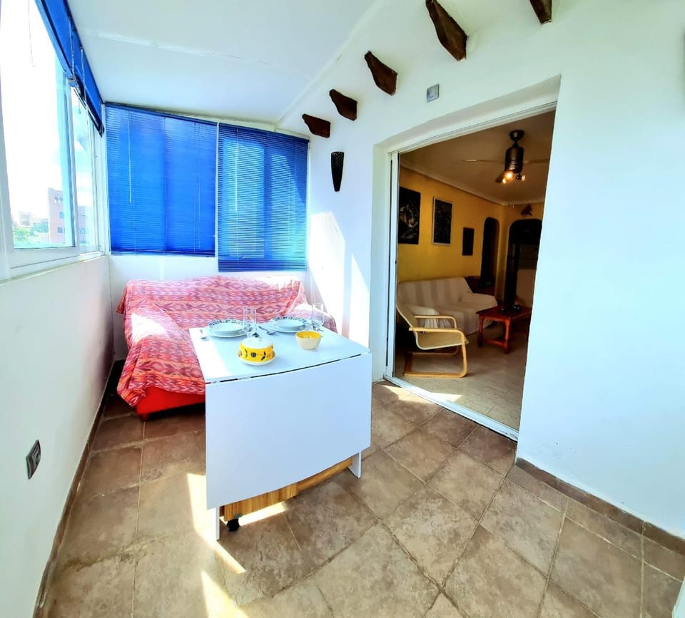 Living room, Photo of the whole room, Seating area