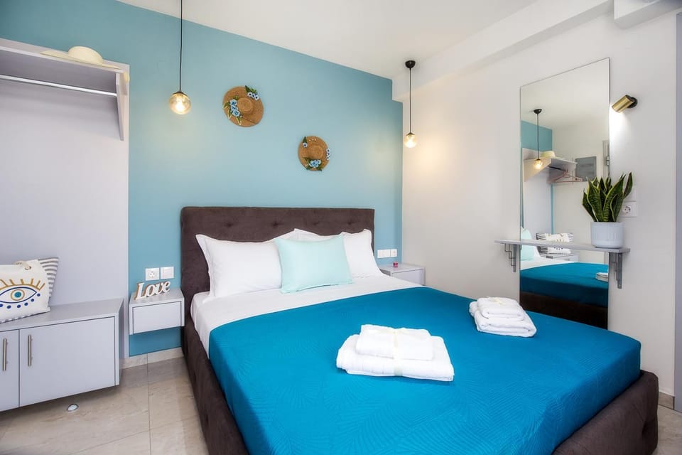 Bed, Bedroom, wardrobe