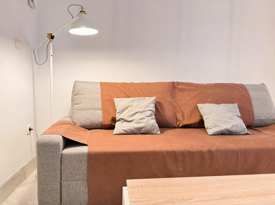 Apartamento tranquilo en barrio bohemio Apartment in Seville