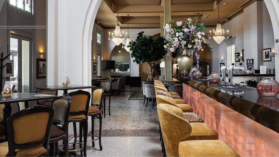 Lounge or bar, Banquet/Function facilities, Seating area