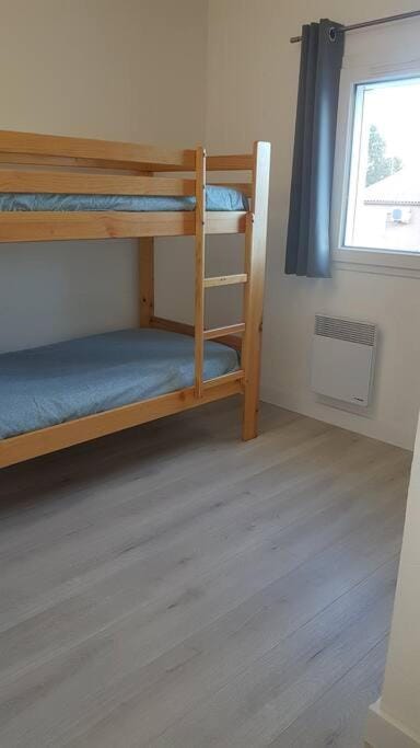 Bed, Bedroom, bunk bed