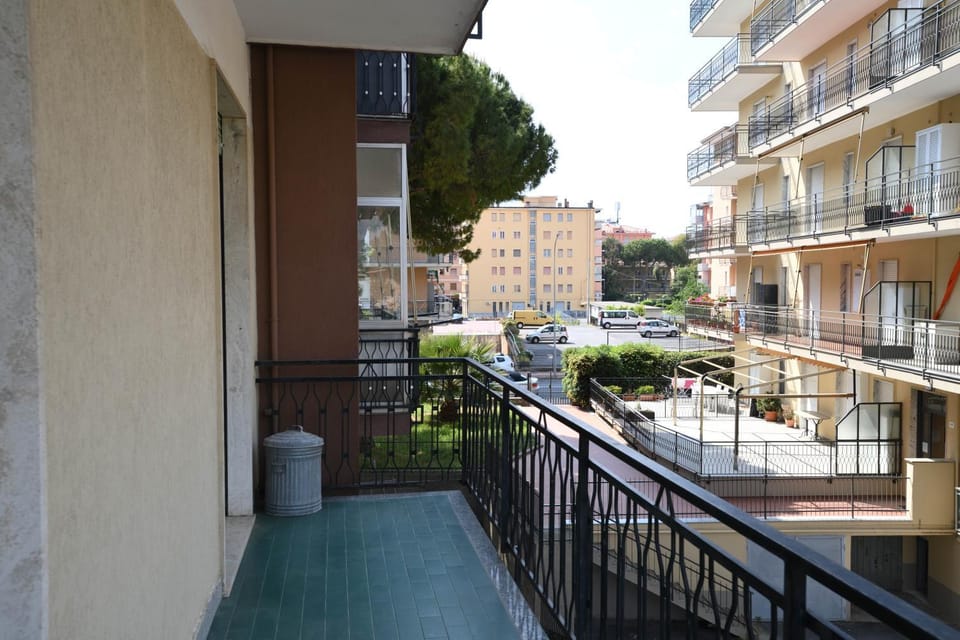 Inner courtyard view