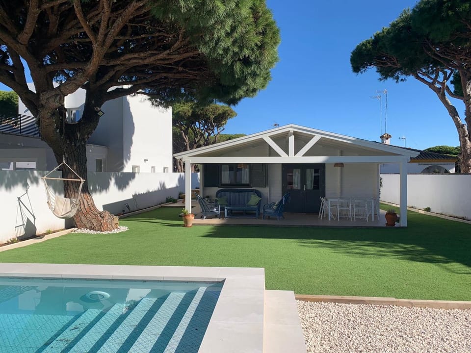 Patio, Day, Garden view, Swimming pool