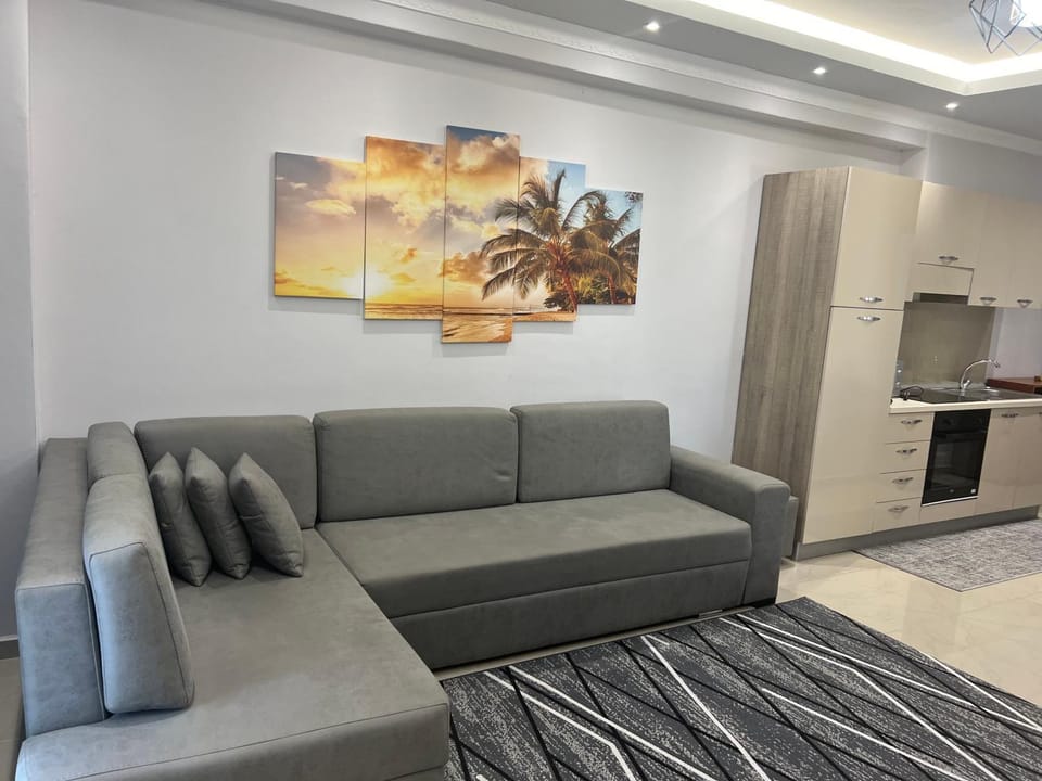 Kitchen or kitchenette, Living room, Seating area