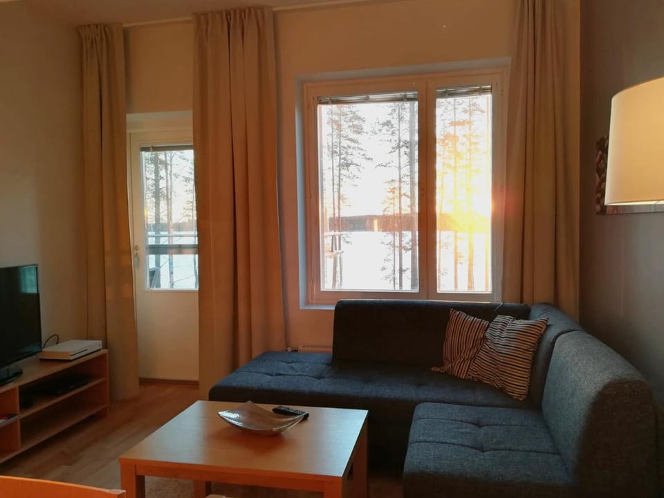 TV and multimedia, Living room, Seating area, Sunrise